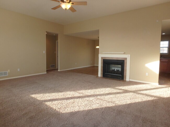 Building Photo - Nice 3 Bed 2 Bath House In Hunters Gate!