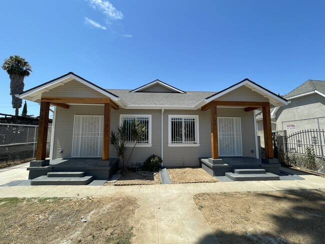 Building Photo - 1167 N Berendo St