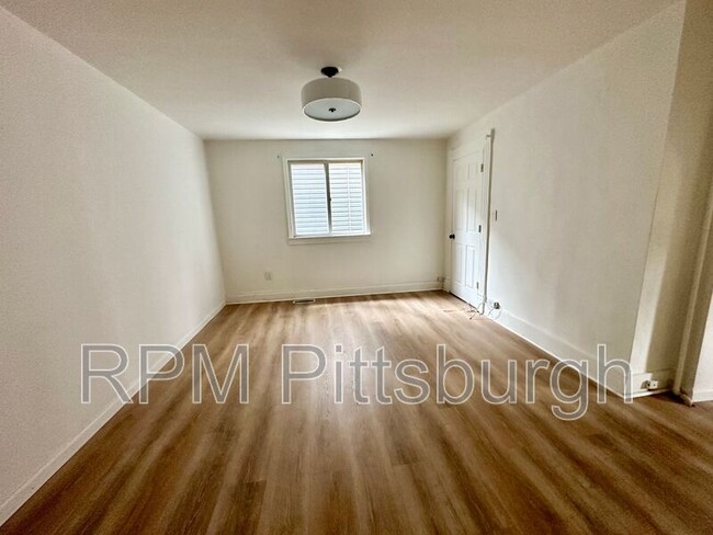 Foto del edificio - 6317 St Marie St