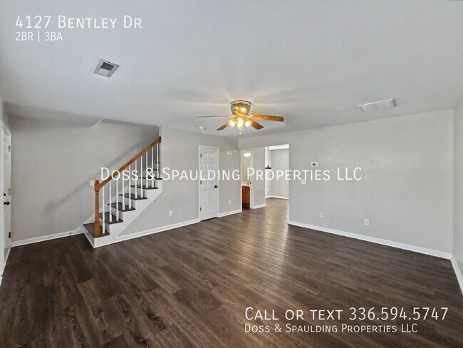 Foto del edificio - 4127 Bentley Dr