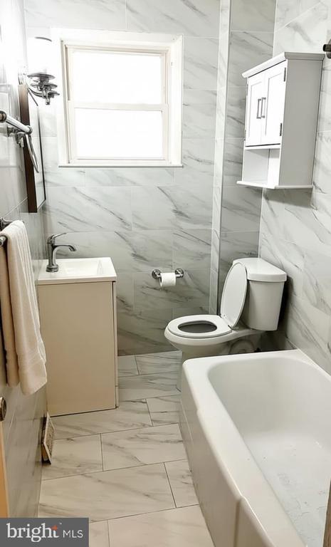 Foto del edificio - 24 W Hancock St