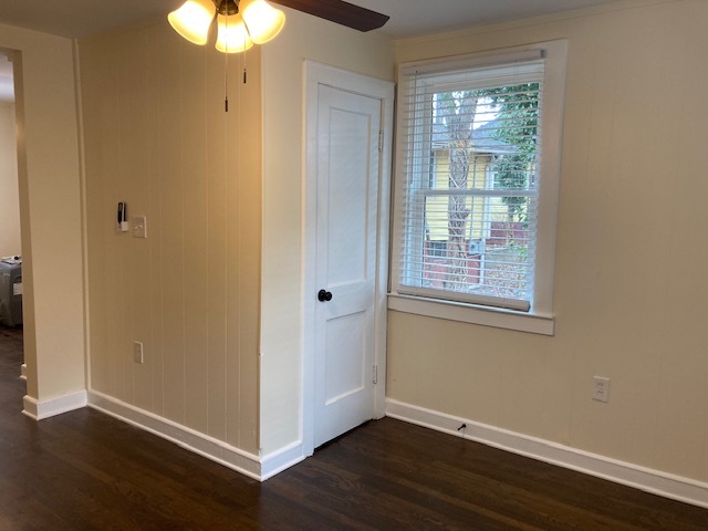 Living room - 1479 Saint Joseph Ave