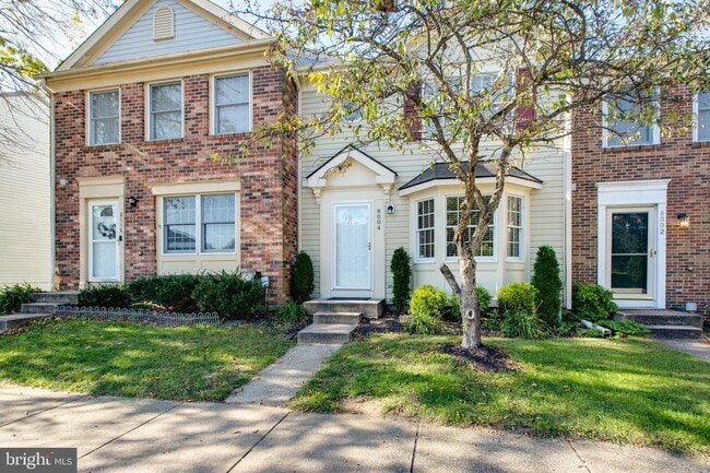Building Photo - 8004 Brightwood Ct