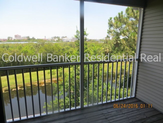 Building Photo - 9612 Tara Cay Ct
