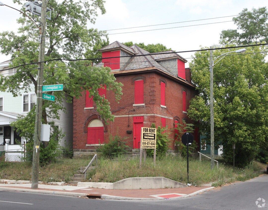 Primary Photo - 894 E Livingston Rd