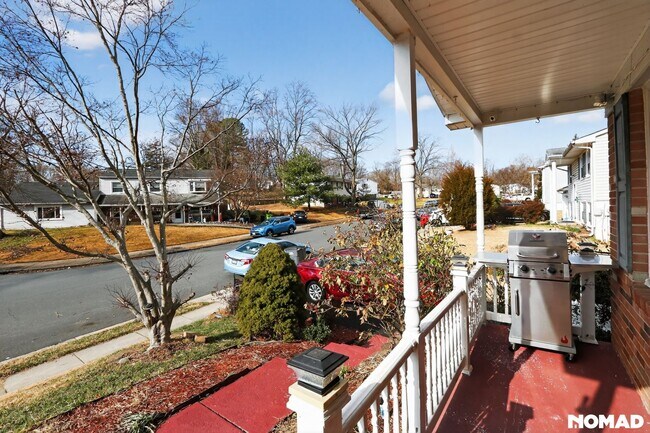 Foto del edificio - 14714 Edgewater Dr