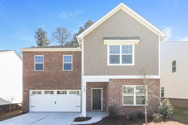 Building Photo - 7604 Saffron Ave