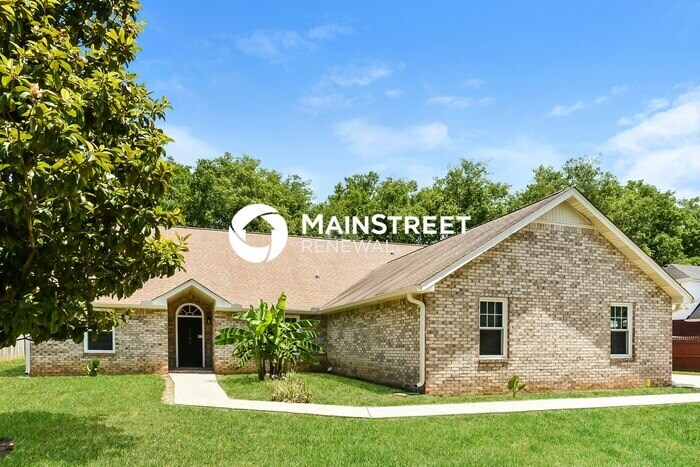 Primary Photo - 4 Bedroom Pet-Friendly Home in MURFREESBOR...