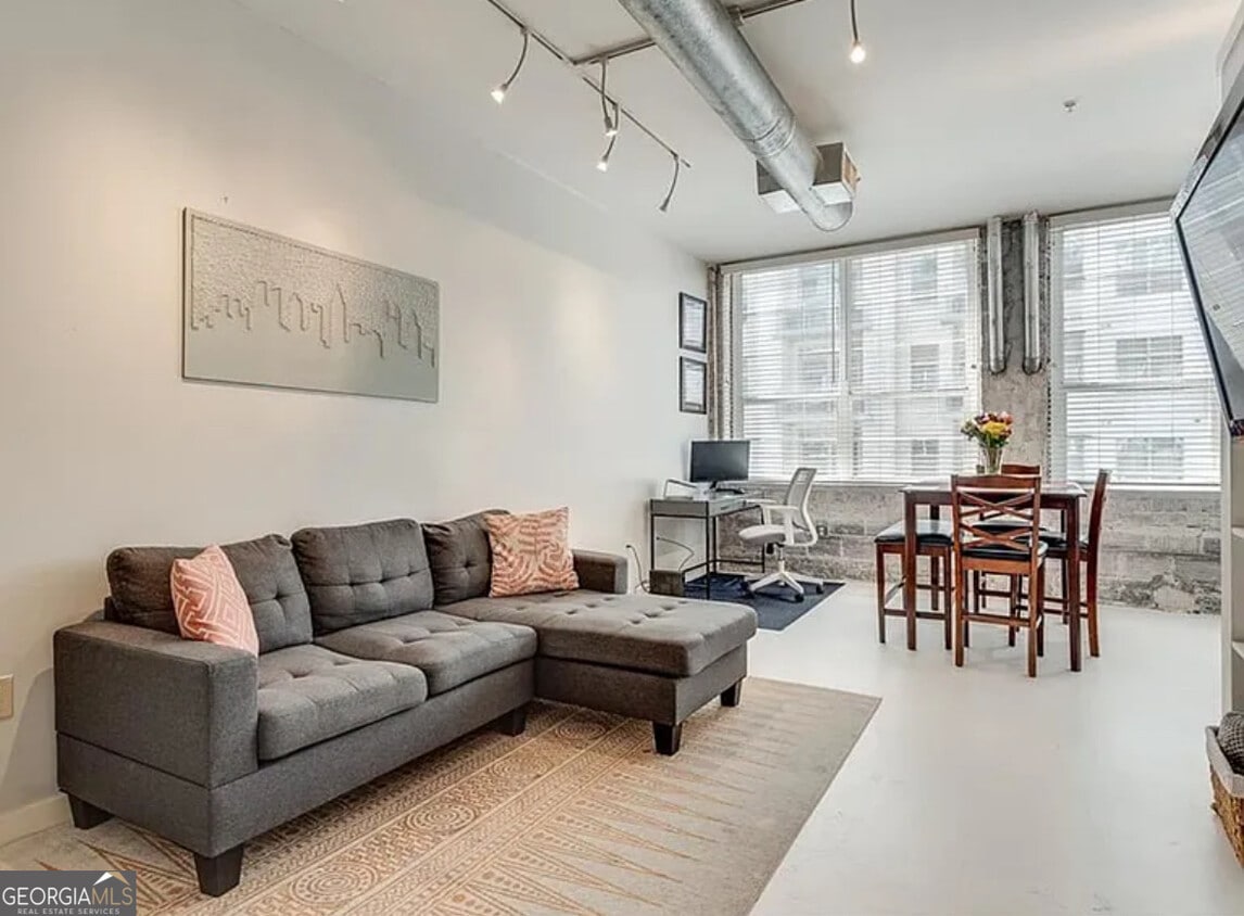 Foto principal - 800 Peachtree St NE