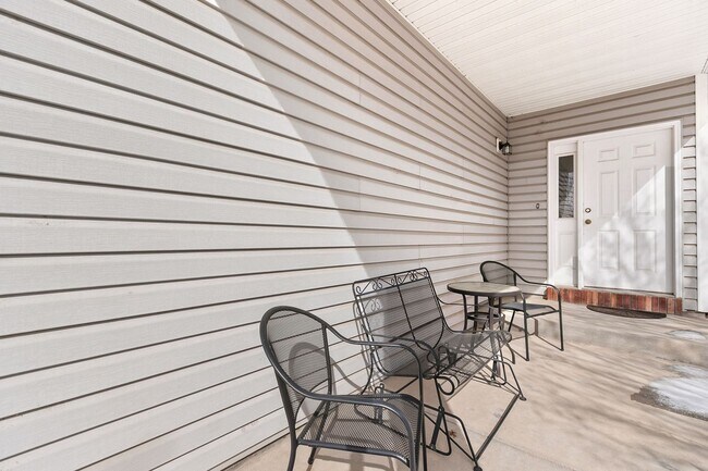 Foto del edificio - 3 Bedroom Ranch in Windsor