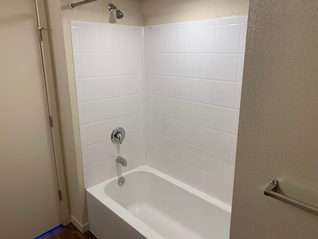 Foto del edificio - Tungsten Village