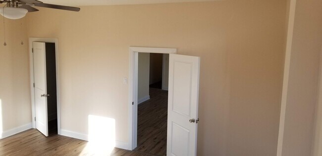 Bedroom - 2013 S 13th St