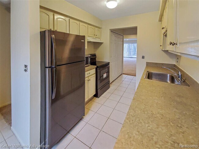 Building Photo - 31452 Orchard Creek