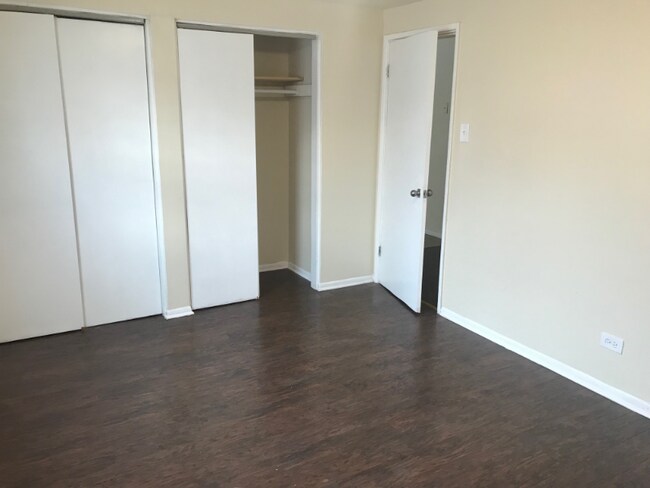 Foto del edificio - 6435-6437 S Evans Ave