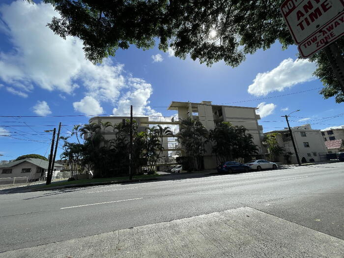 Primary Photo - UNION PLAZA 1/1/1 sec, renovated, A/C, lan...