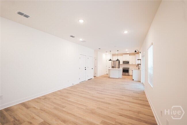 Foto del edificio - 108 Kingswood Cir