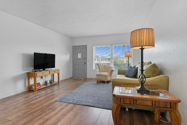 Photo - 2257 World Pkwy Blvd W Apartment