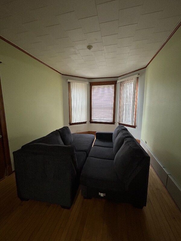 Foto del edificio - 3149 W 42nd Pl