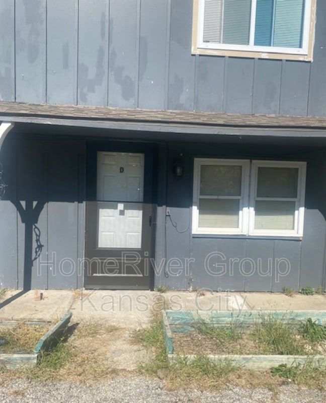 Building Photo - 11531 E Lexington Ave