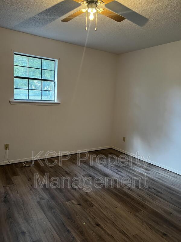 340 W Dogwood St, Greenwood, AR 72936 Condo for Rent in Greenwood, AR