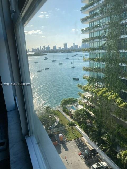 Foto del edificio - 1250 West Ave