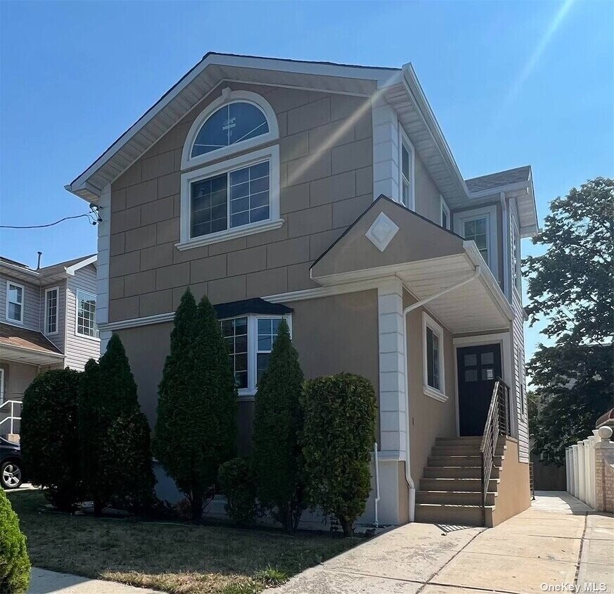 143434 Dunbar St, Queens, NY 11691 House Rental in Queens, NY
