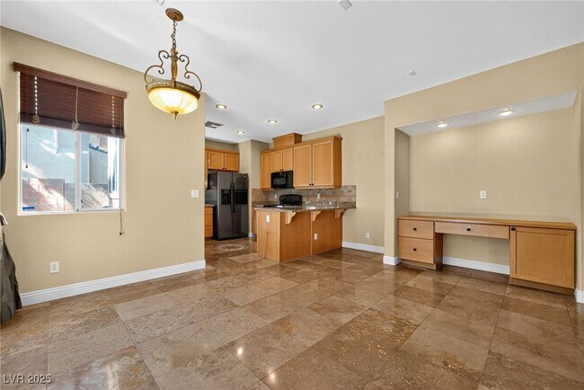 Foto del edificio - 551 Via Ripagrande Ave