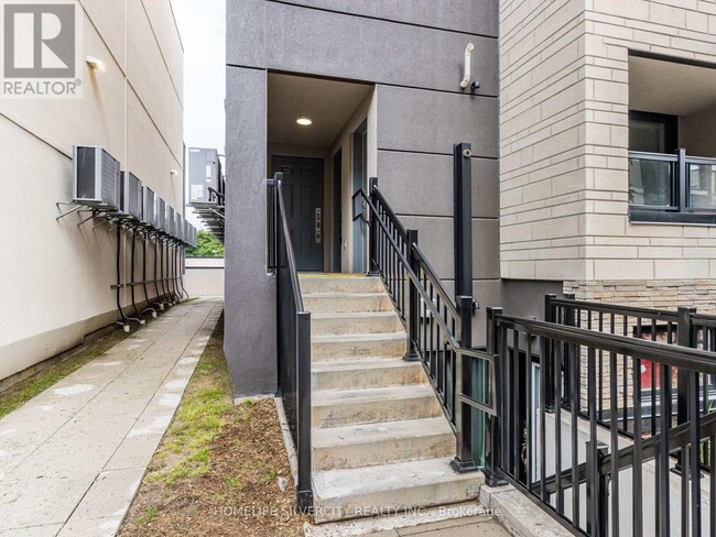 Building Photo - 1141-1141 Cooke Blvd.