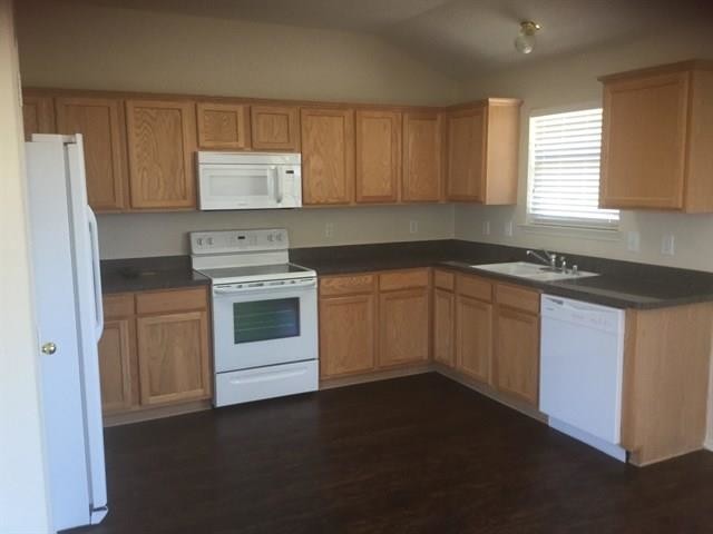 Building Photo - 608 Duke Dr