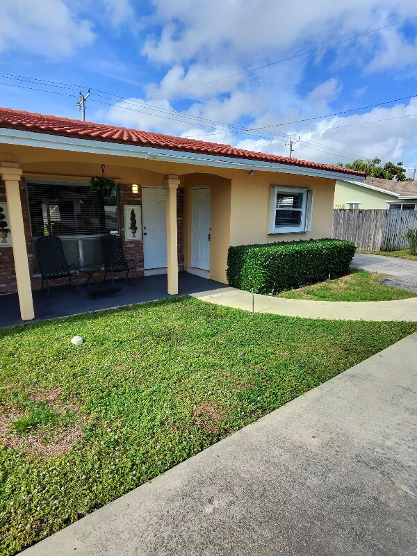 Foto del edificio - 2419 NE 2nd Ave