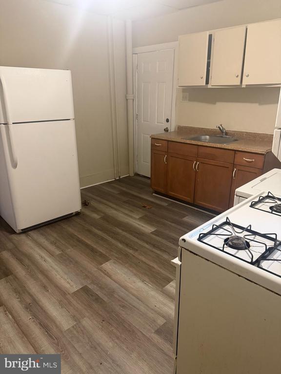 Foto del edificio - 412 E Oak St