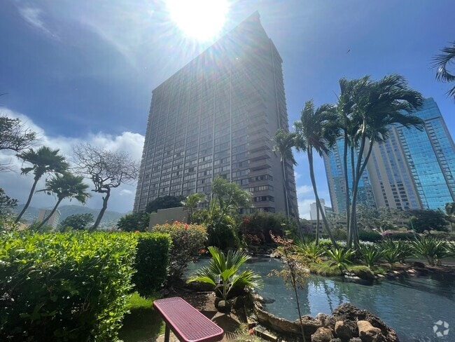 Building Photo - 55 S Kukui St