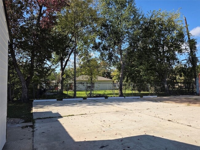 Building Photo - 13379 Force St