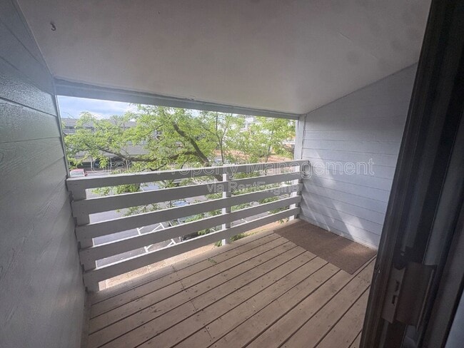 Foto del edificio - 7395 E Eastman Ave