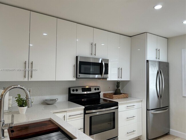 Foto del edificio - 5151 N Hwy A1A