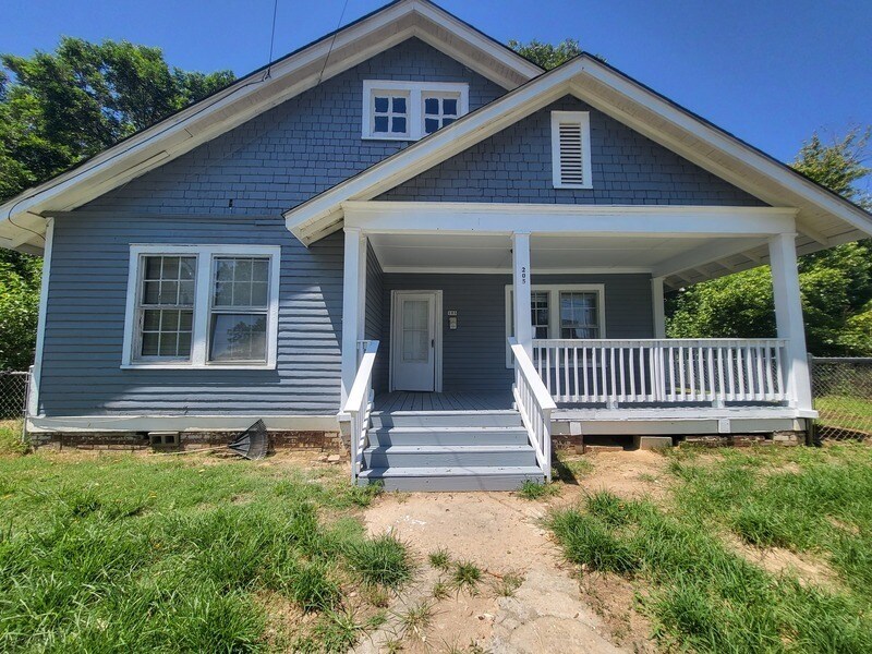 Primary Photo - 205 S Weldon St