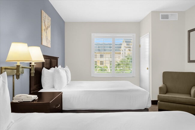 Building Photo - 7601-7601 Canada Ave