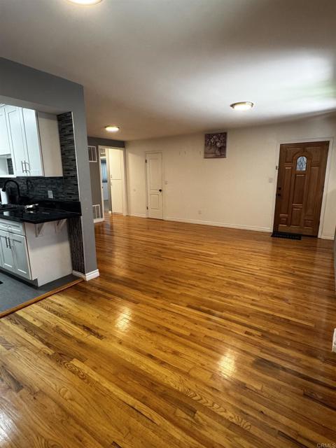 Foto del edificio - 103 Hayworth Ave