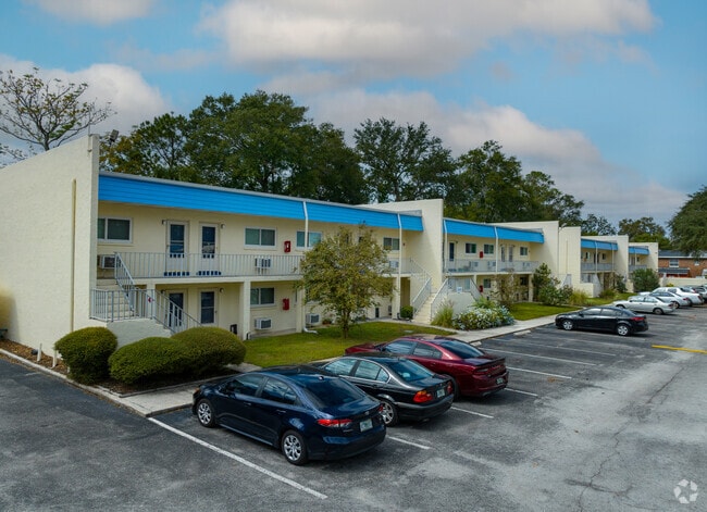 Building - Trollie Lane Apartments