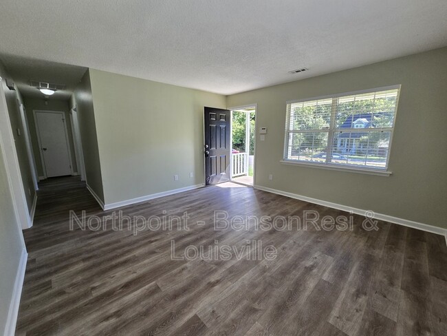 Foto del edificio - 3505 Emily St