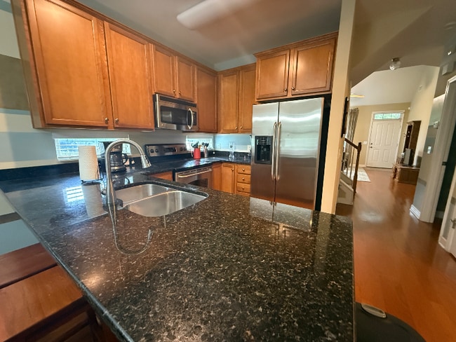 Building Photo - 200 Windsor Chase Ct