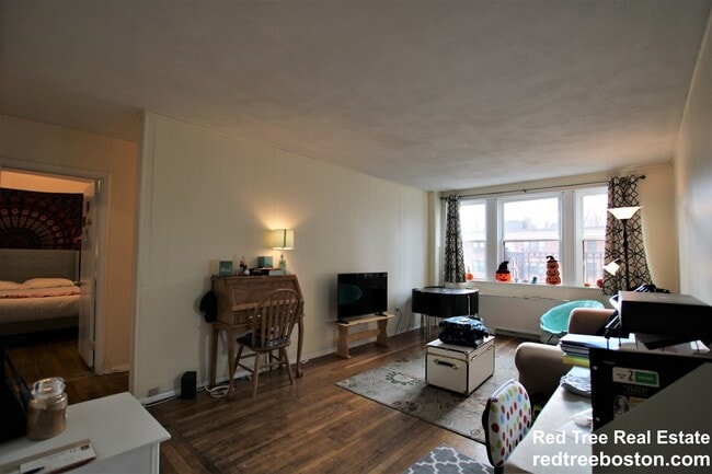 Photo - 1999 Commonwealth Ave Apartment