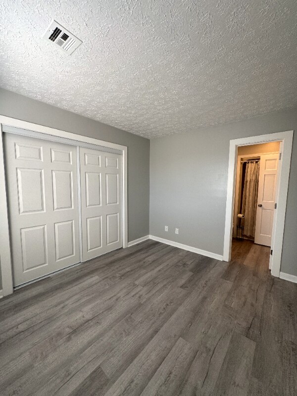 Building Photo - 3015 Old Bryan Dr