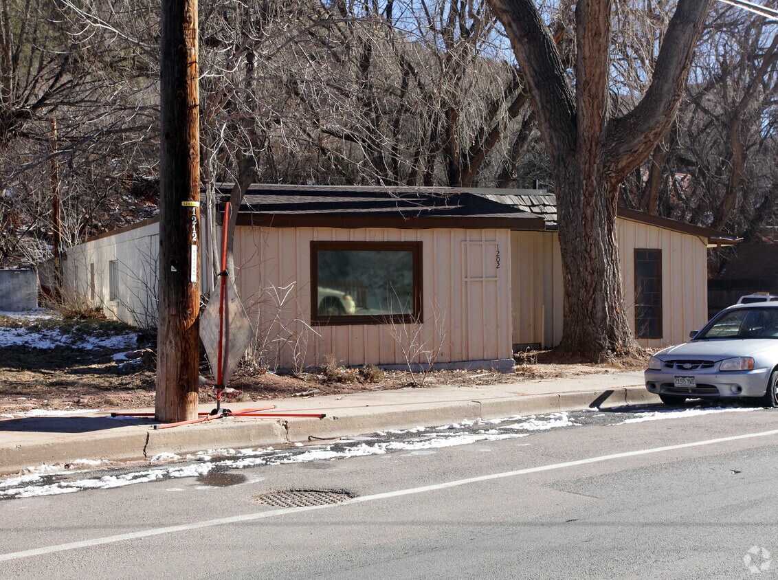 1202 Manitou Ave, Manitou Springs, CO 80829 Apartments in Manitou