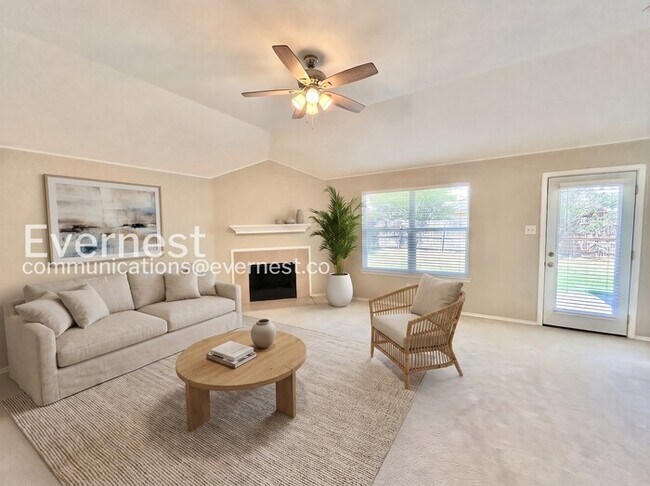 Foto del edificio - 11504 Aspen Creek Dr