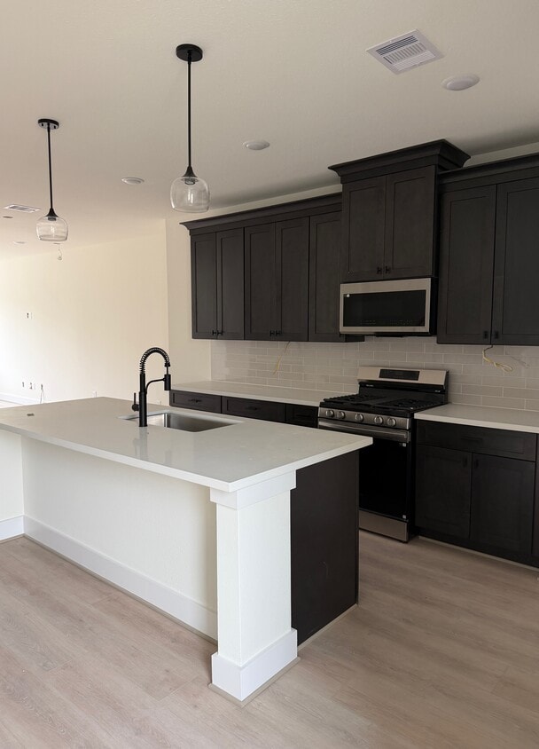 Dwellings on Del Rio - Dwellings on Del Rio