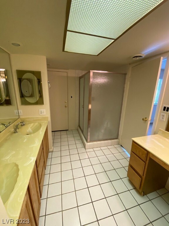 Foto del edificio - 2675 Topaz Square