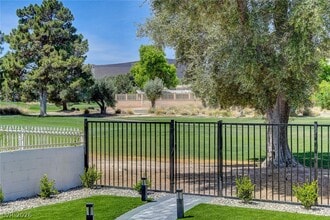 Building Photo - 2999 Bel Air Dr