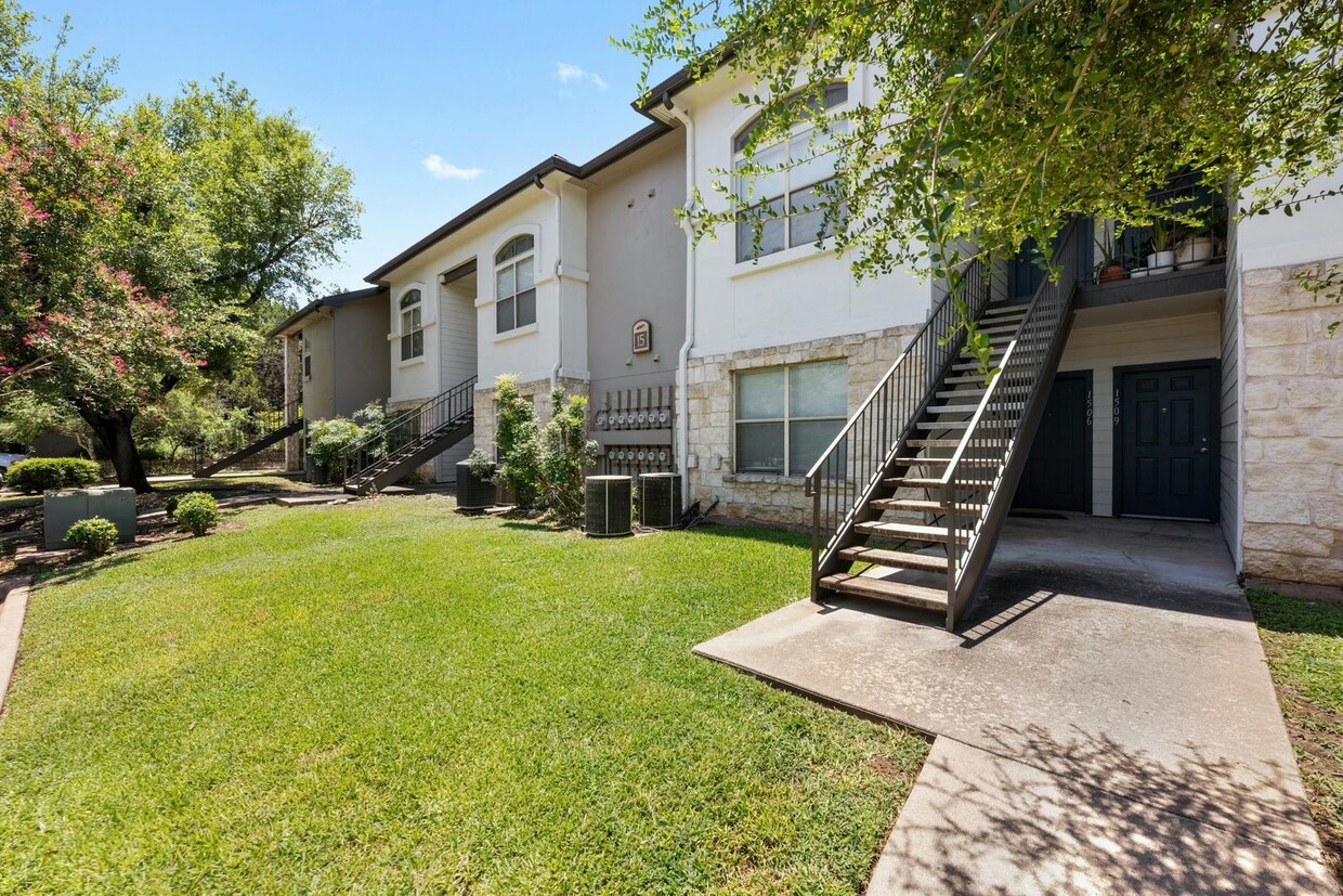 Primary Photo - Tranquil Condo with Gorgeous Wooded View A...