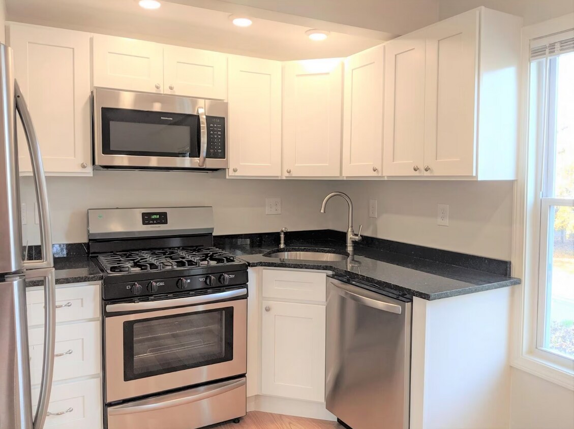 Foto del edificio - 44 Cogswell Ave